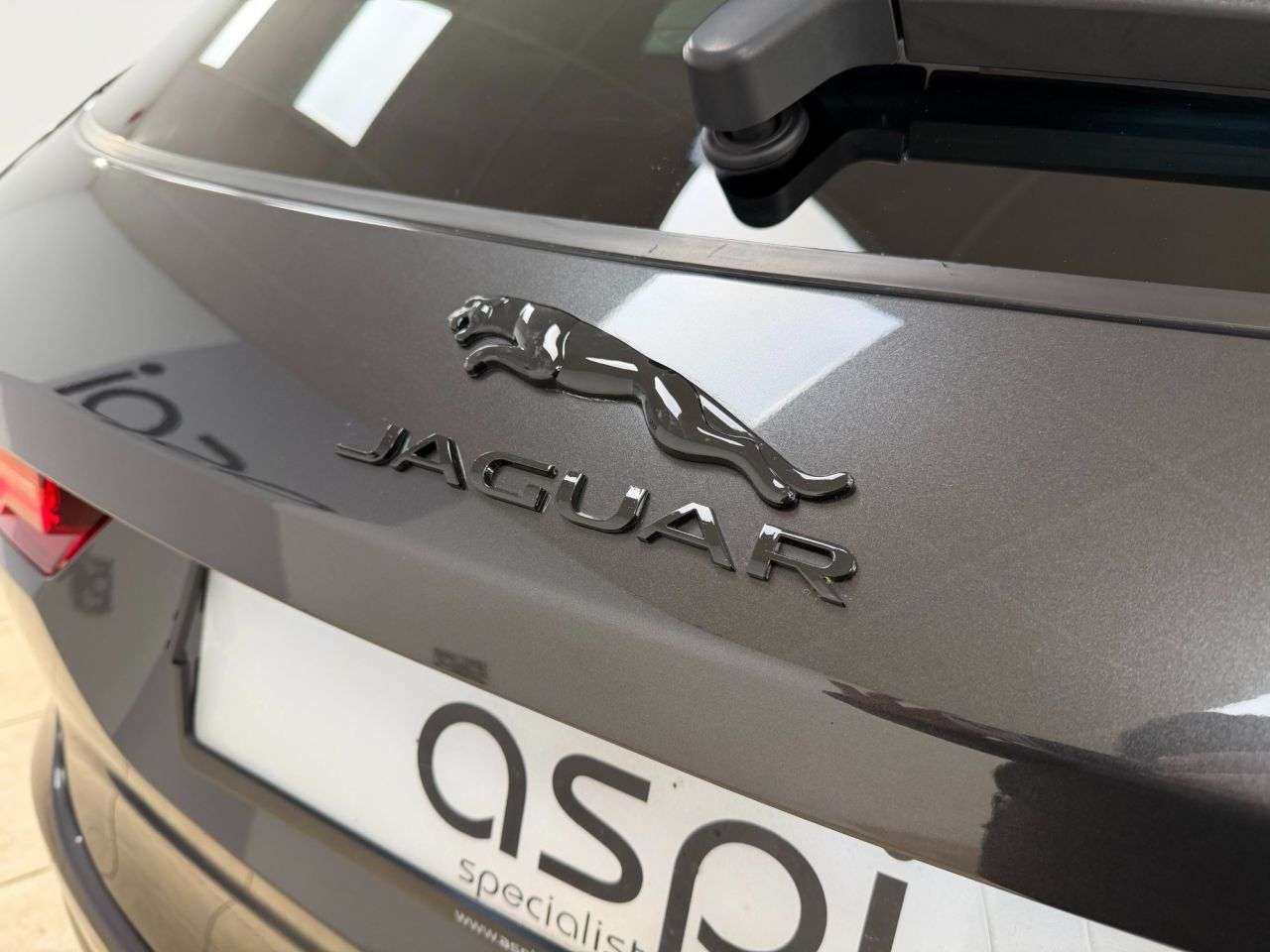 2021 JAGUAR F-PACE 2021 JAGUAR F-PACE