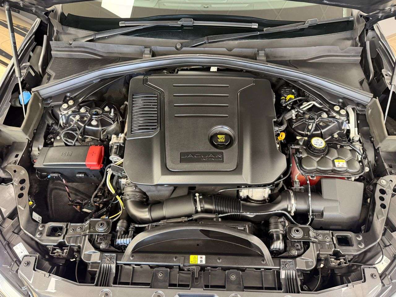 2021 JAGUAR F-PACE 2021 JAGUAR F-PACE