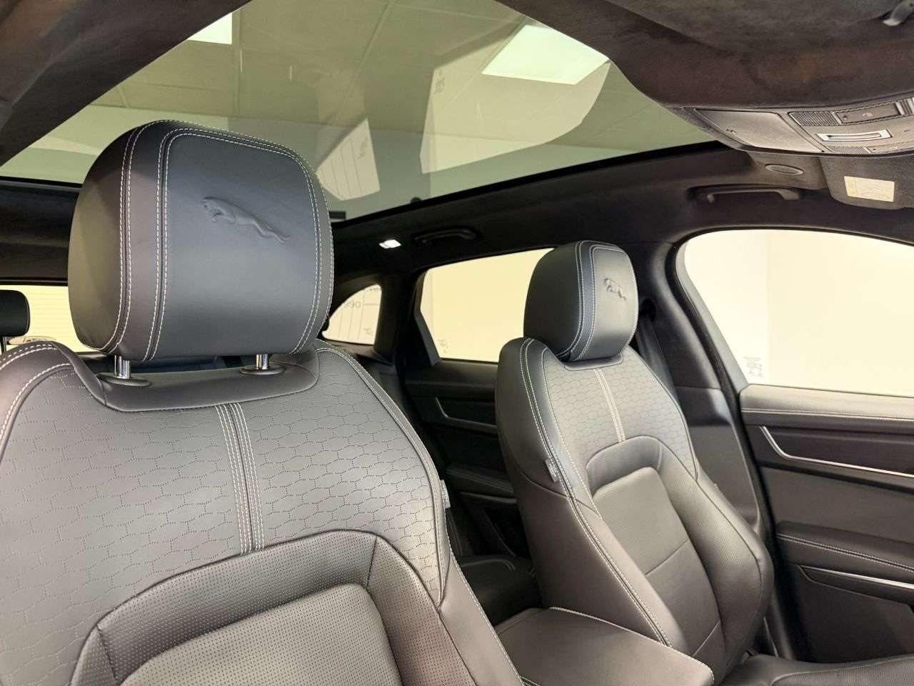 2021 JAGUAR F-PACE 2021 JAGUAR F-PACE