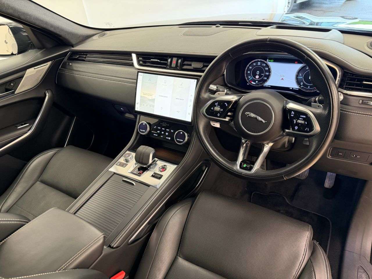 2021 JAGUAR F-PACE 2021 JAGUAR F-PACE