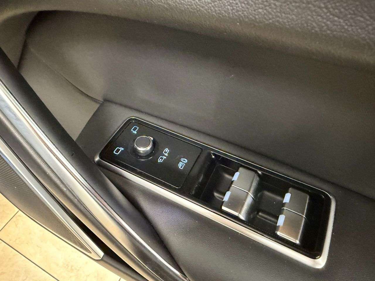 2021 JAGUAR F-PACE 2021 JAGUAR F-PACE