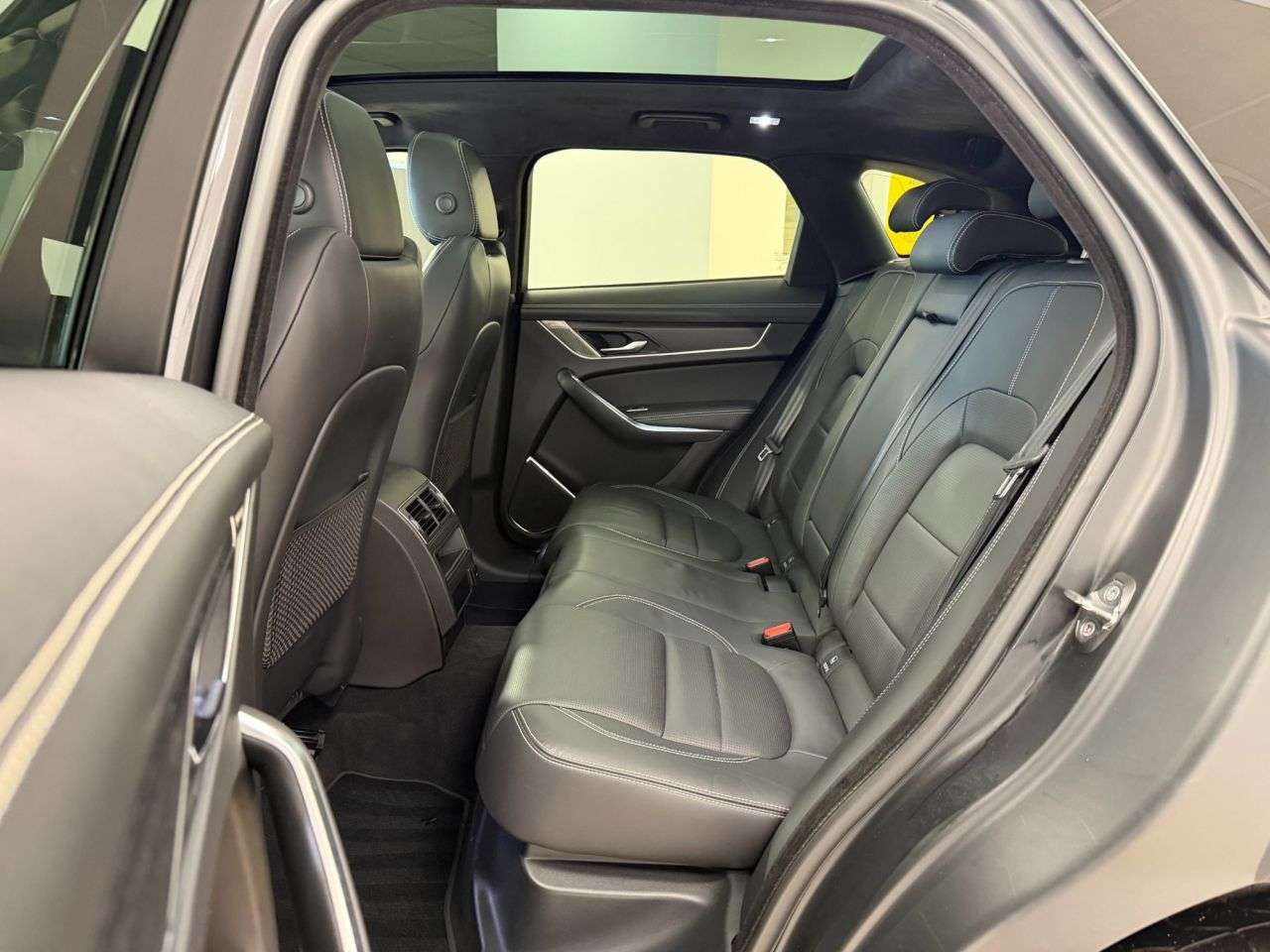 2021 JAGUAR F-PACE 2021 JAGUAR F-PACE