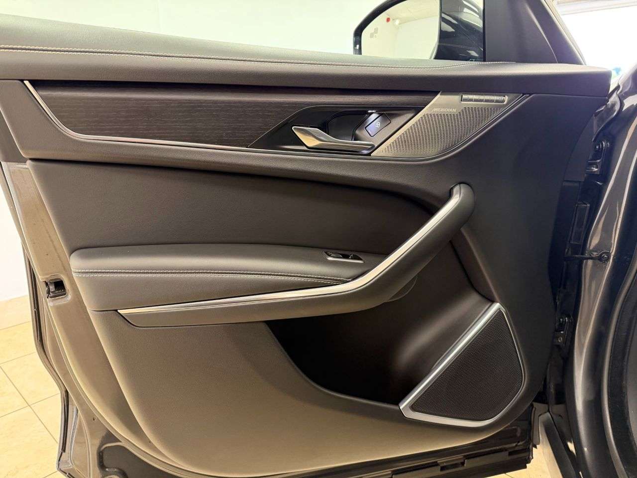 2021 JAGUAR F-PACE 2021 JAGUAR F-PACE