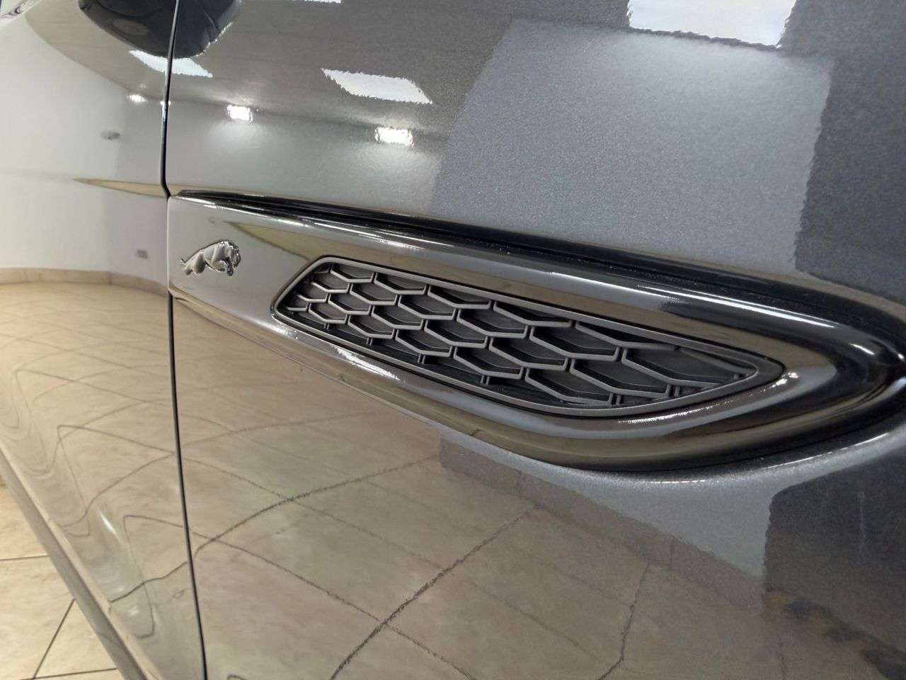 2021 JAGUAR F-PACE 2021 JAGUAR F-PACE