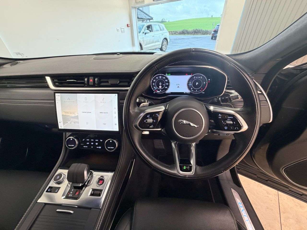 2021 JAGUAR F-PACE 2021 JAGUAR F-PACE