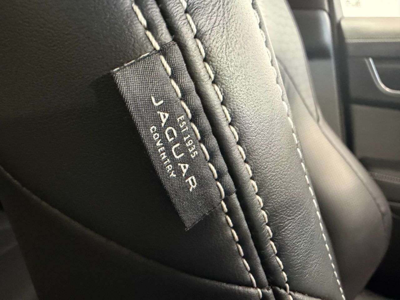 2021 JAGUAR F-PACE 2021 JAGUAR F-PACE