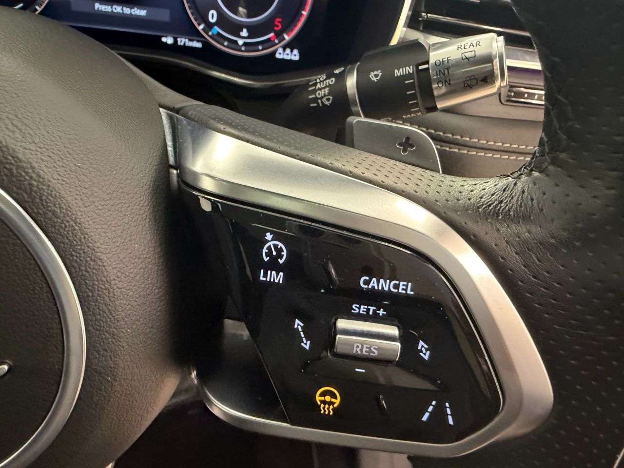 2021 JAGUAR F-PACE 2021 JAGUAR F-PACE