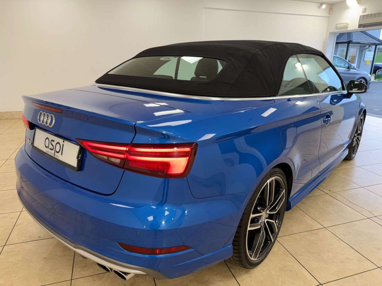 2017 AUDI S3 2017 AUDI S3