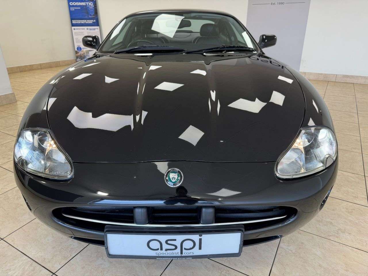 2005 JAGUAR XK8 2005 JAGUAR XK8