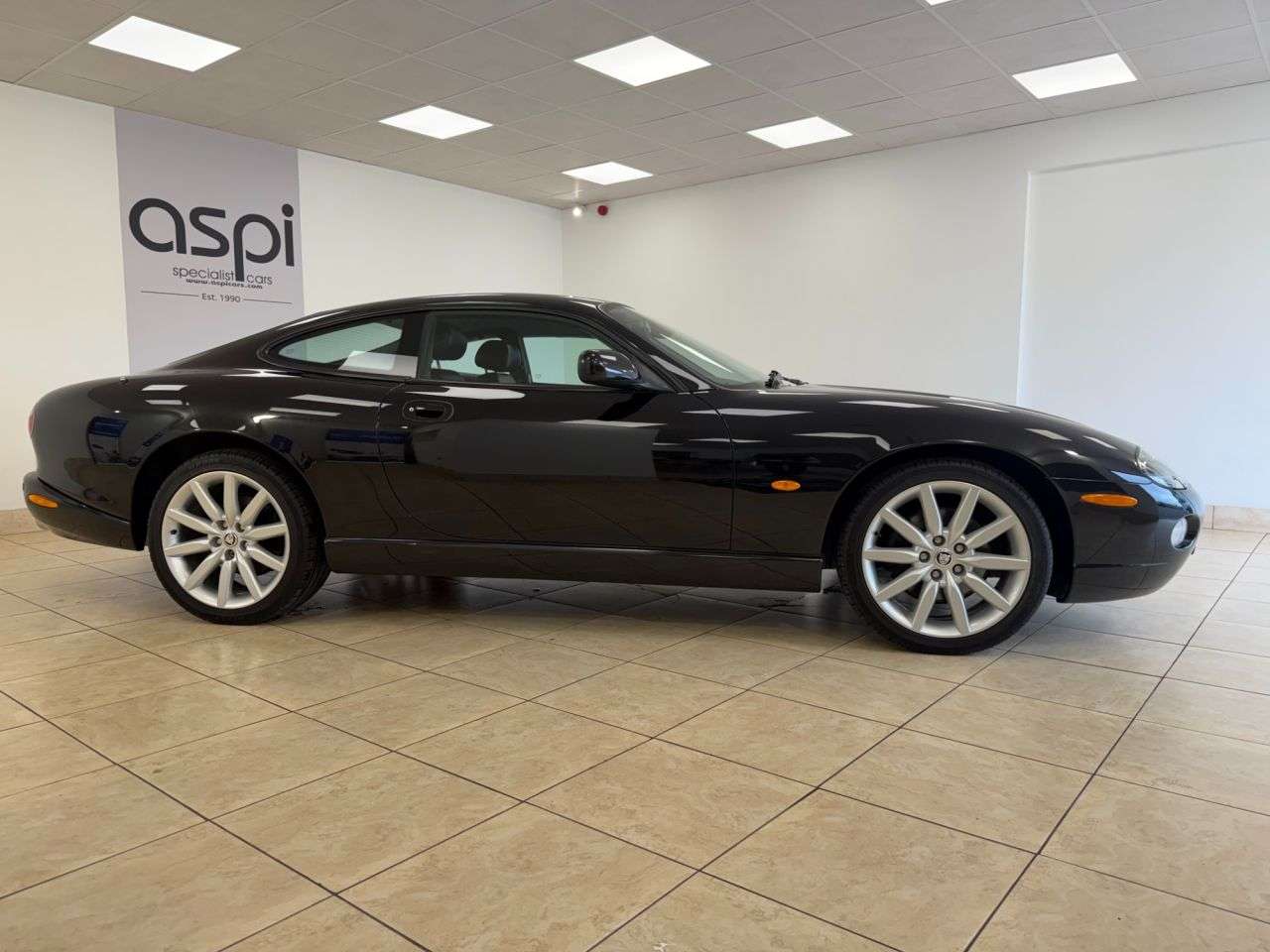 2005 JAGUAR XK8 2005 JAGUAR XK8
