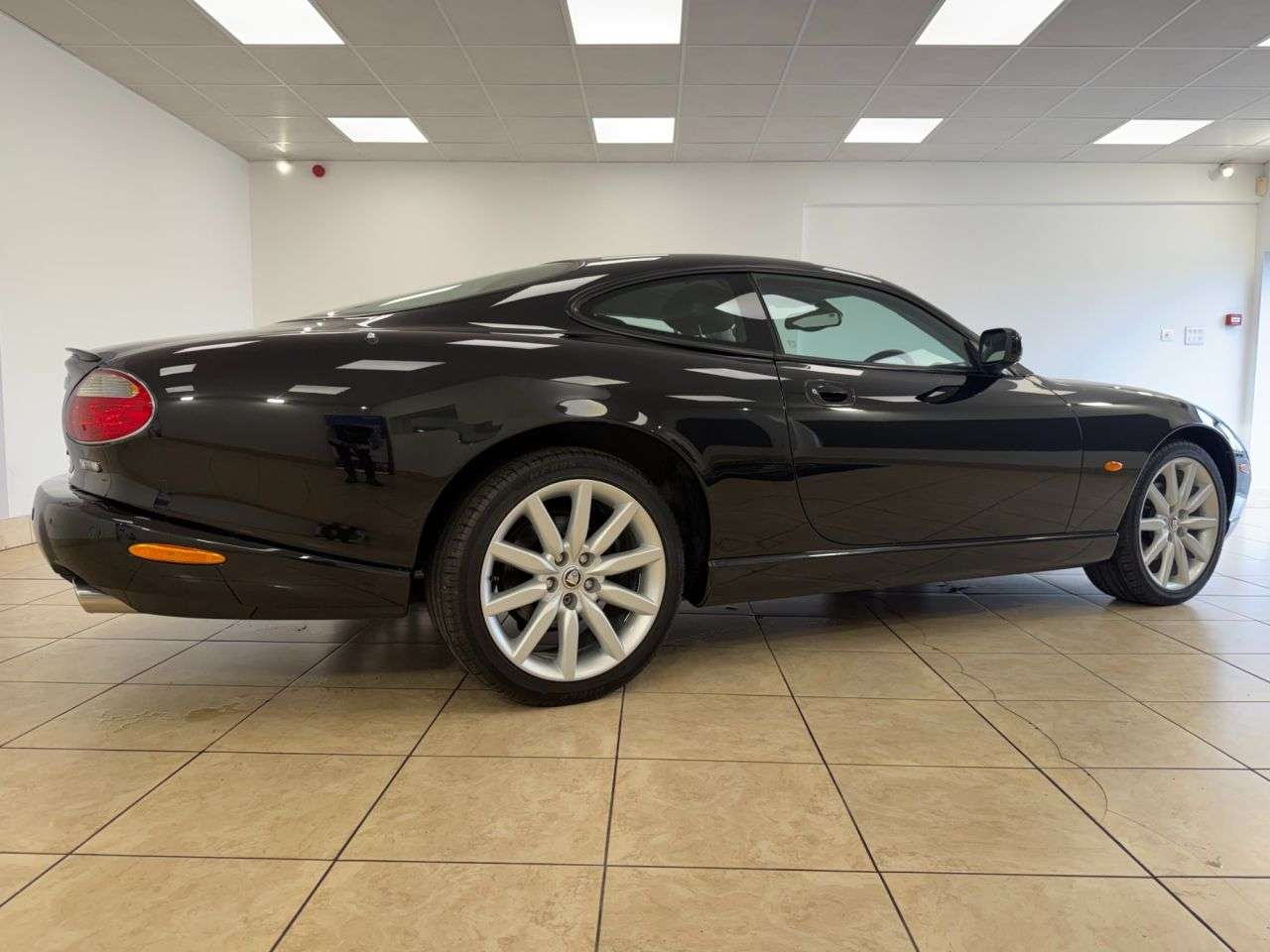 2005 JAGUAR XK8 2005 JAGUAR XK8