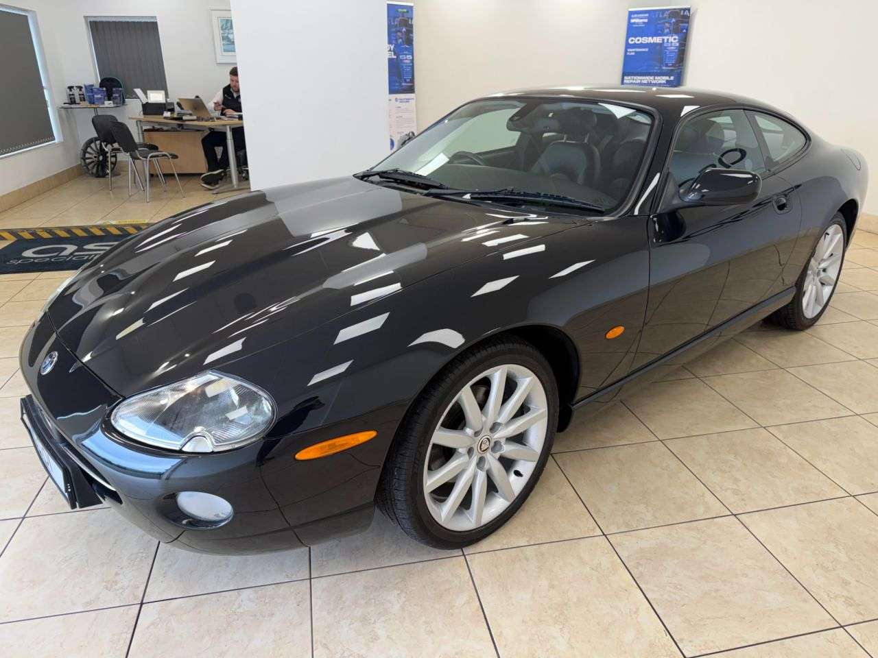2005 JAGUAR XK8 2005 JAGUAR XK8