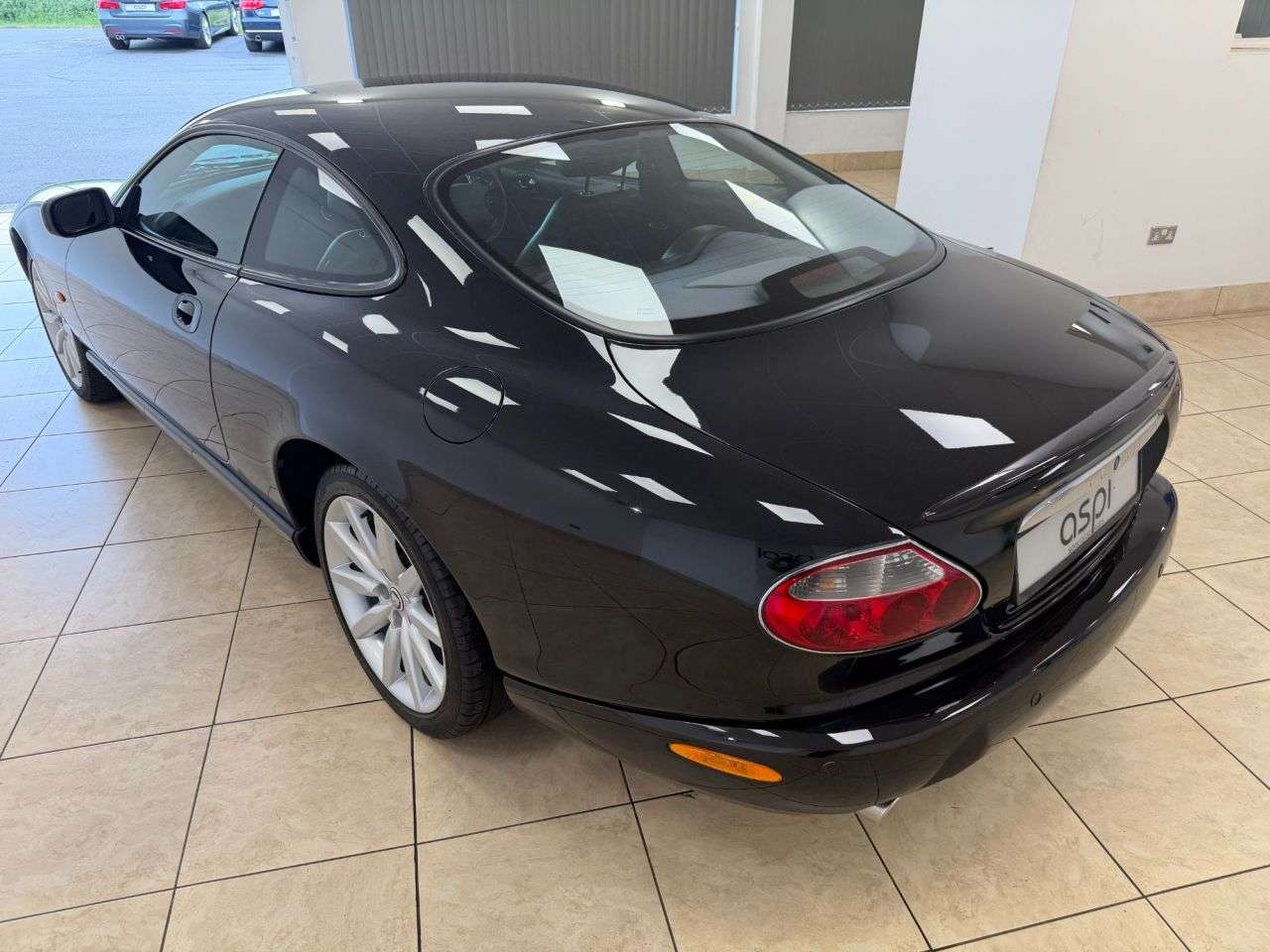 2005 JAGUAR XK8 2005 JAGUAR XK8