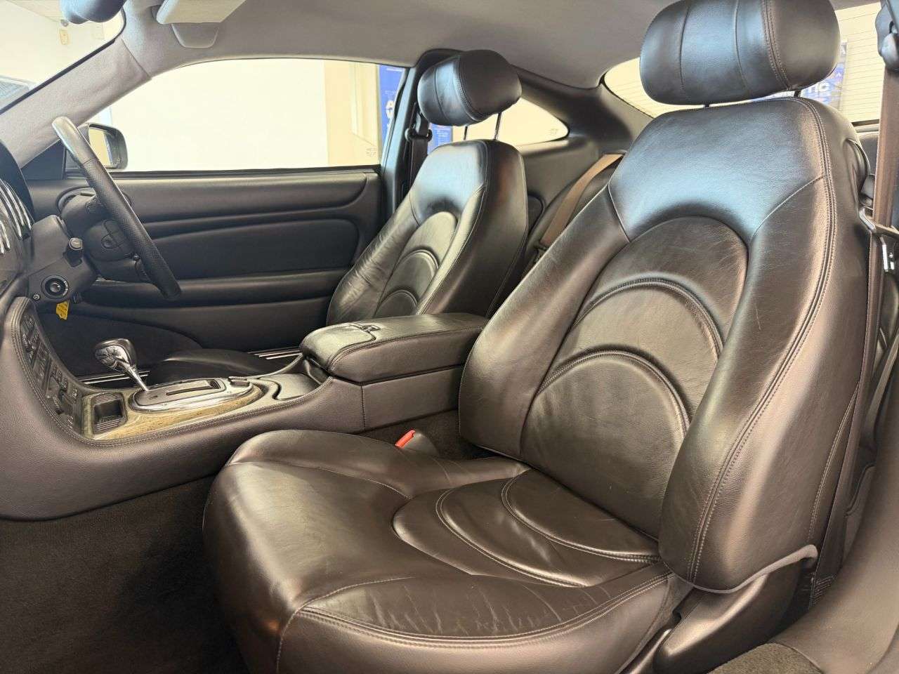 2005 JAGUAR XK8 2005 JAGUAR XK8
