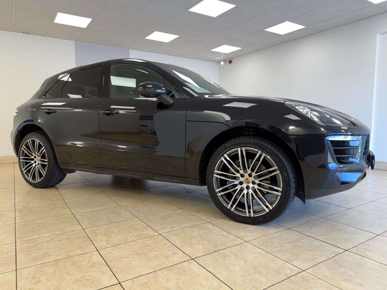 2014 PORSCHE MACAN 2014 PORSCHE MACAN
