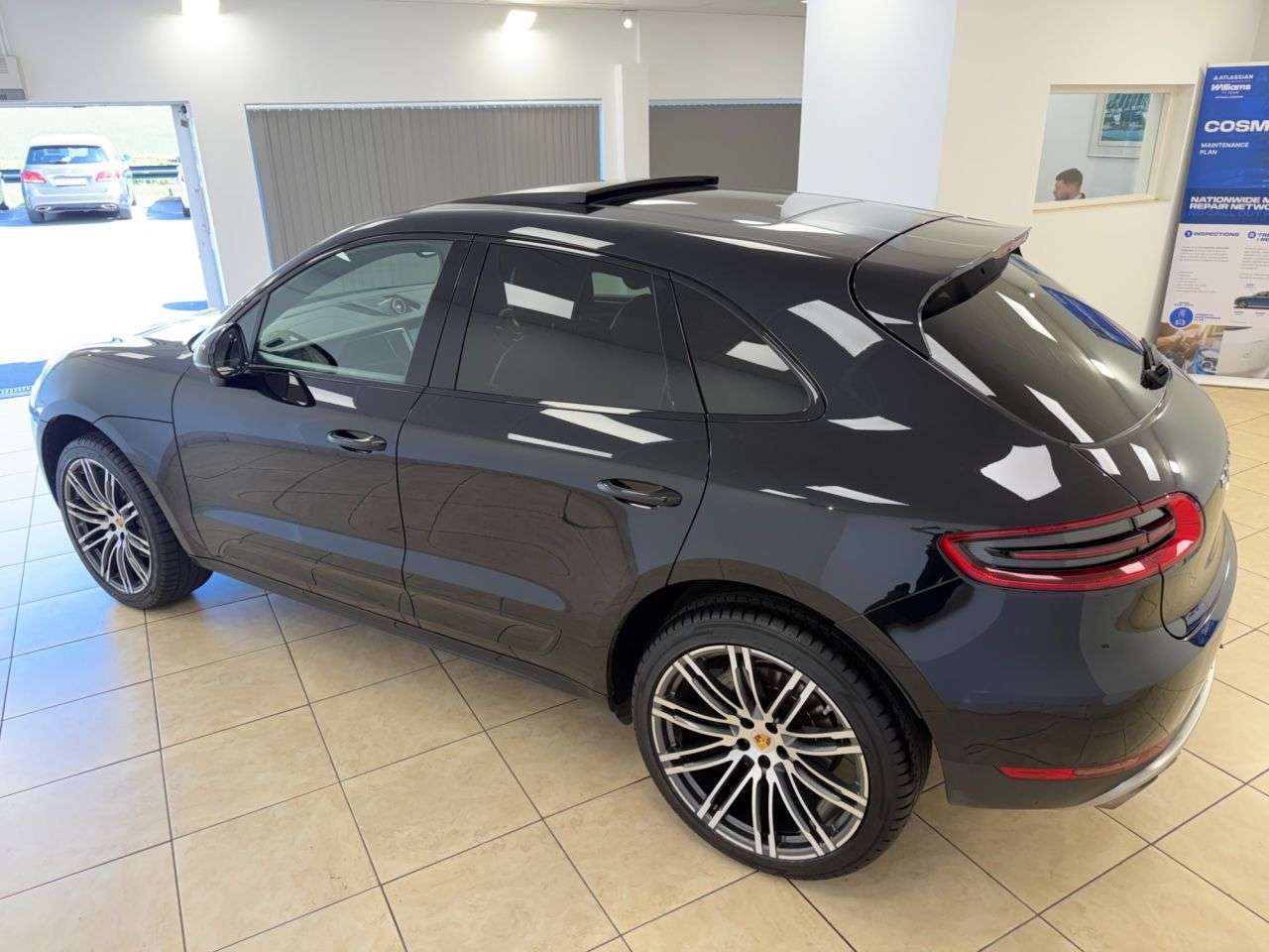 2014 PORSCHE MACAN 2014 PORSCHE MACAN