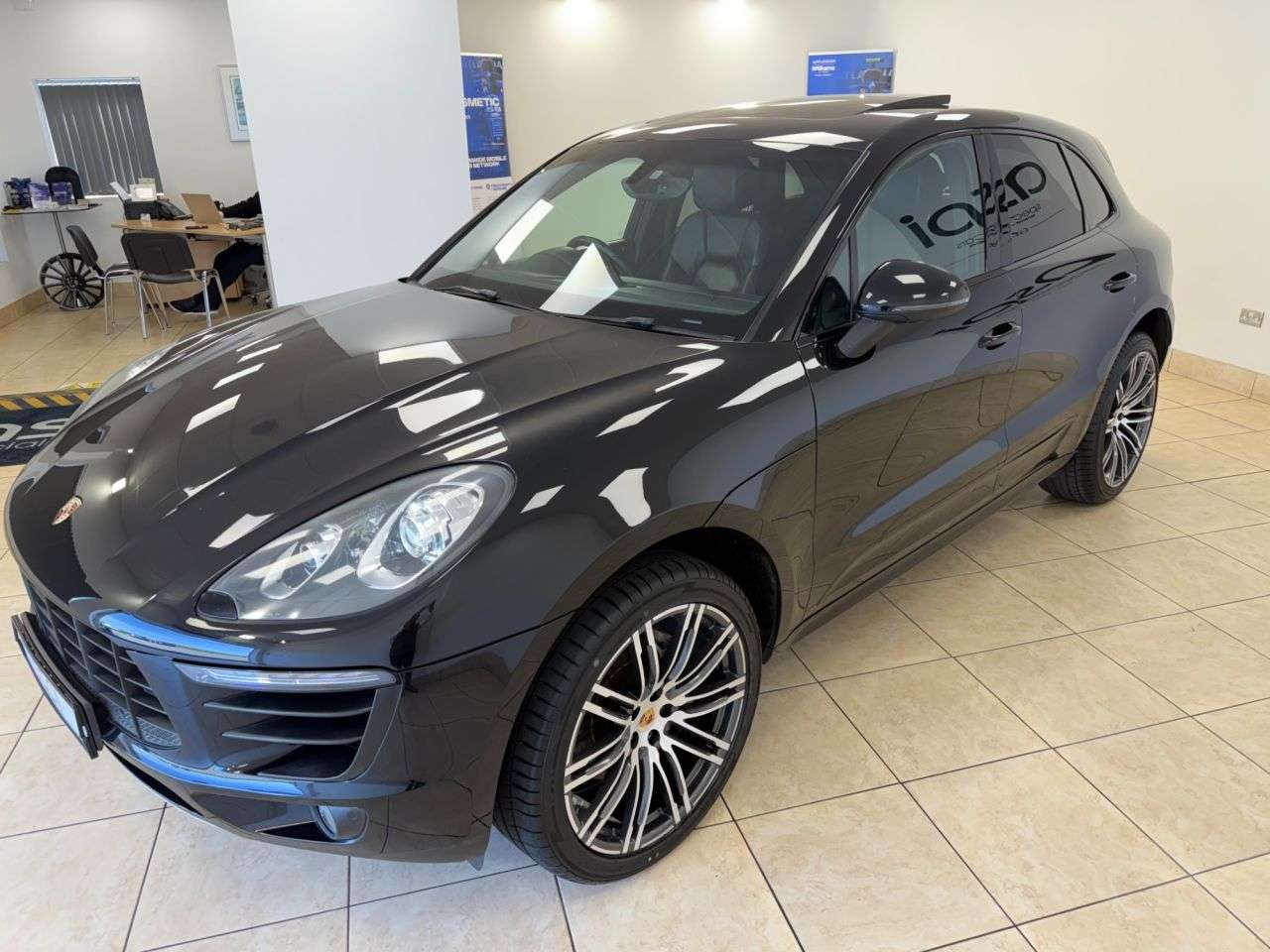 2014 PORSCHE MACAN 2014 PORSCHE MACAN