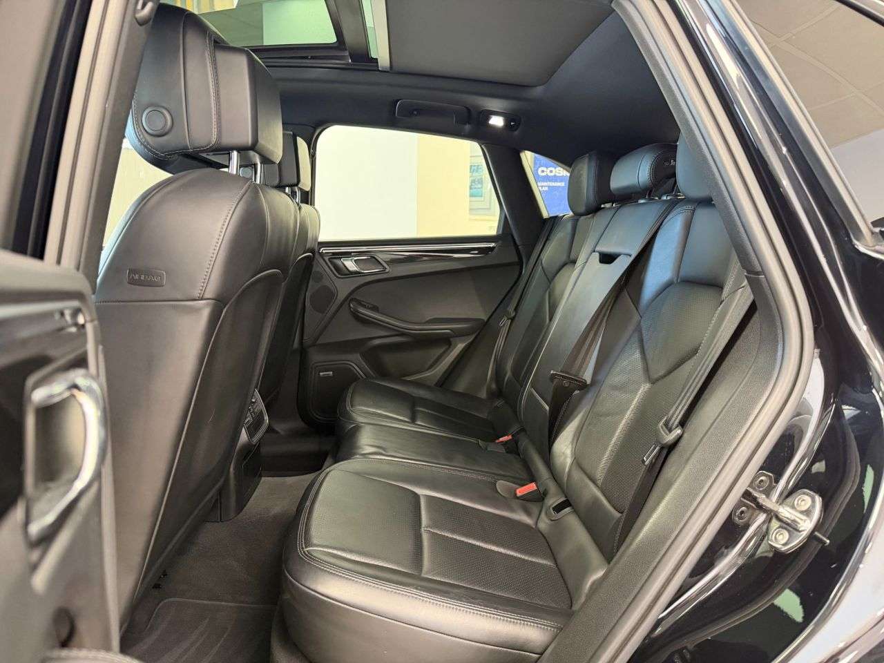 2014 PORSCHE MACAN 2014 PORSCHE MACAN