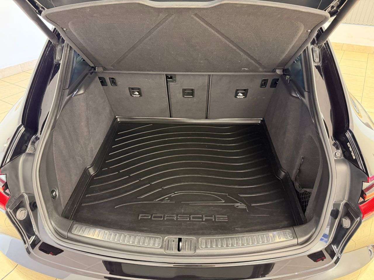 2014 PORSCHE MACAN 2014 PORSCHE MACAN