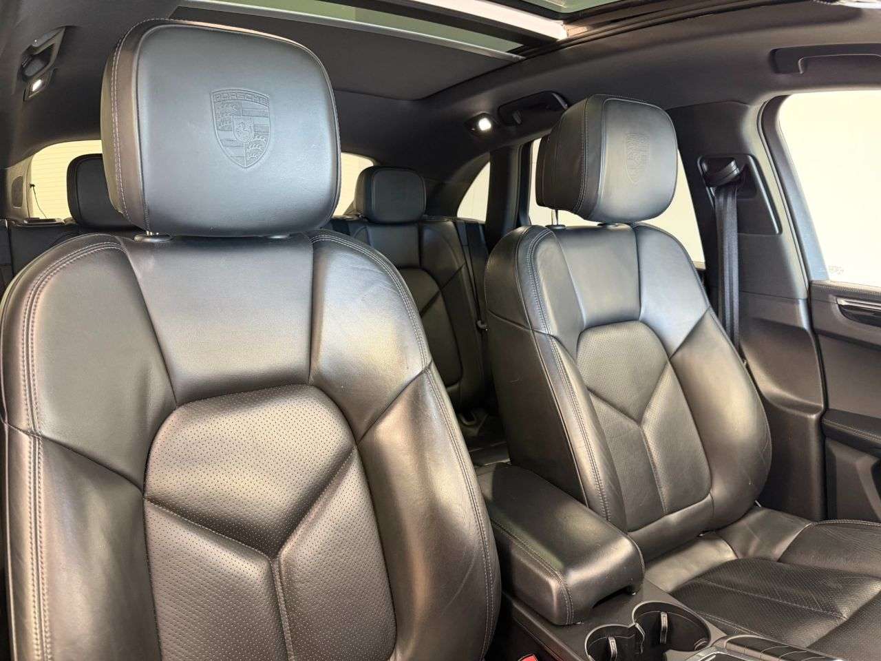 2014 PORSCHE MACAN 2014 PORSCHE MACAN