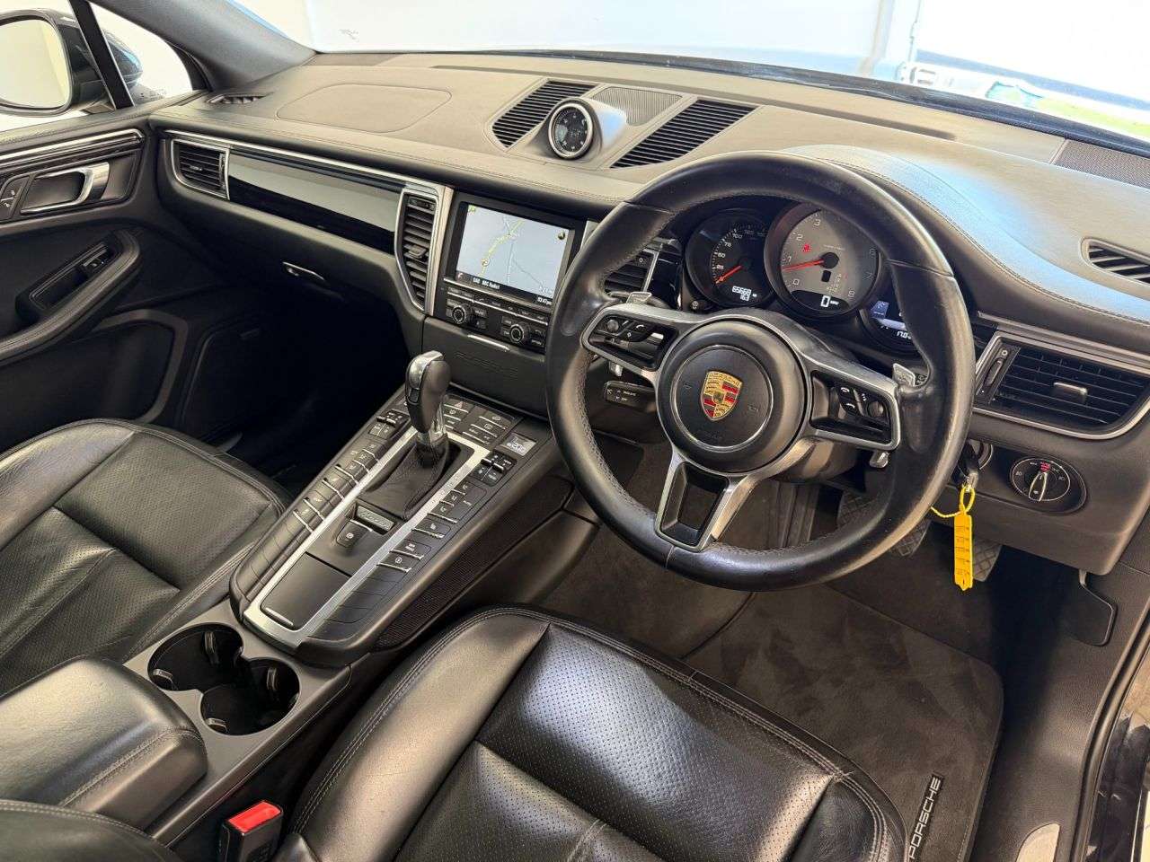 2014 PORSCHE MACAN 2014 PORSCHE MACAN