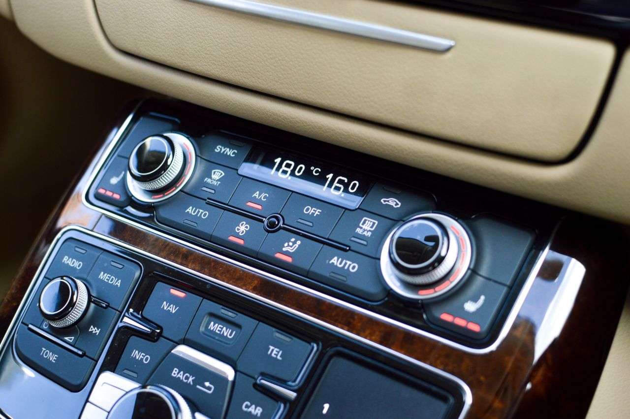 2013 AUDI A8 2013 AUDI A8