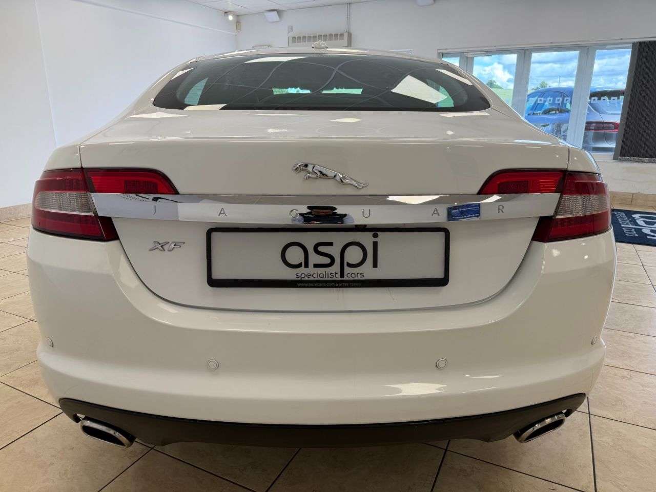 2010 JAGUAR XF 2010 JAGUAR XF