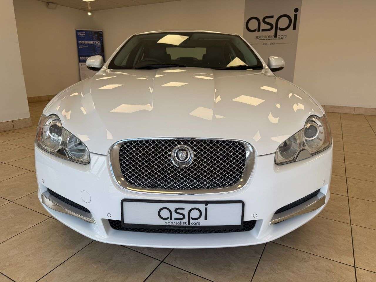 2010 JAGUAR XF 2010 JAGUAR XF