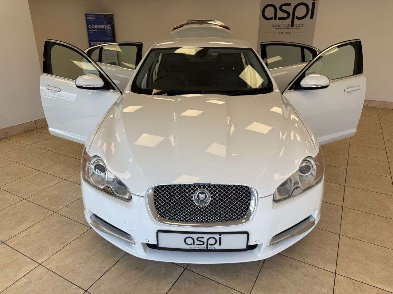2010 JAGUAR XF 2010 JAGUAR XF