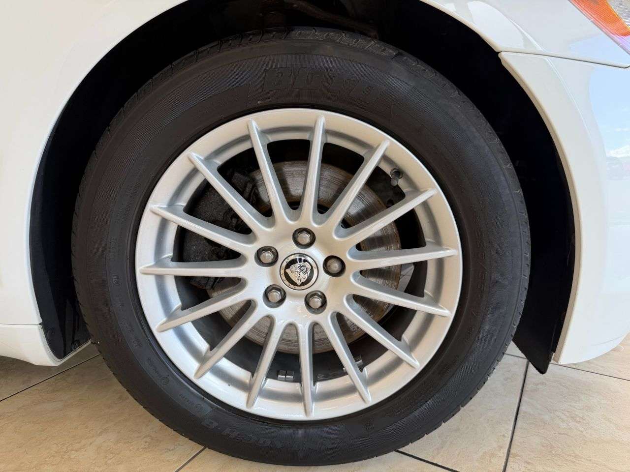 2010 JAGUAR XF 2010 JAGUAR XF