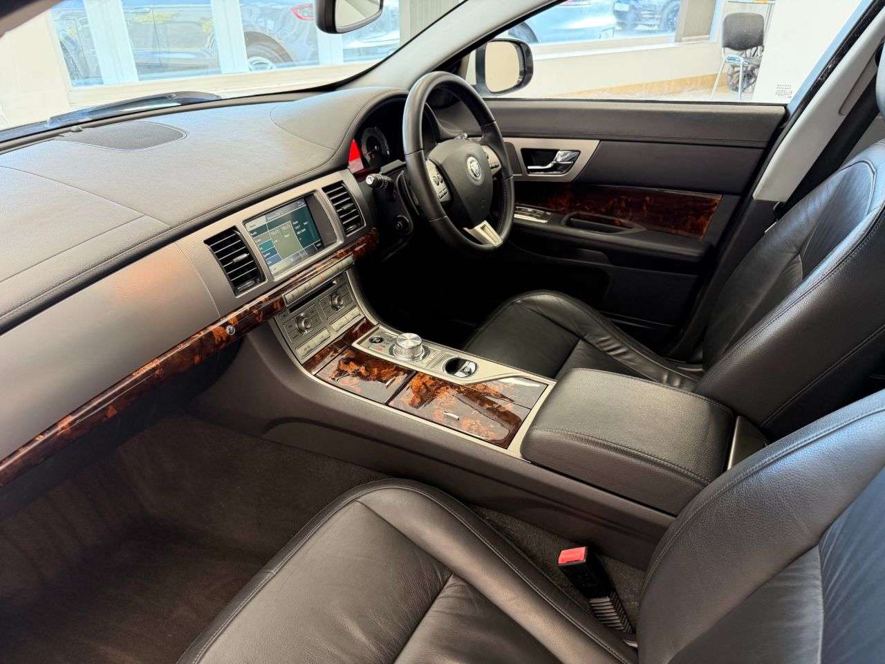 2010 JAGUAR XF 2010 JAGUAR XF