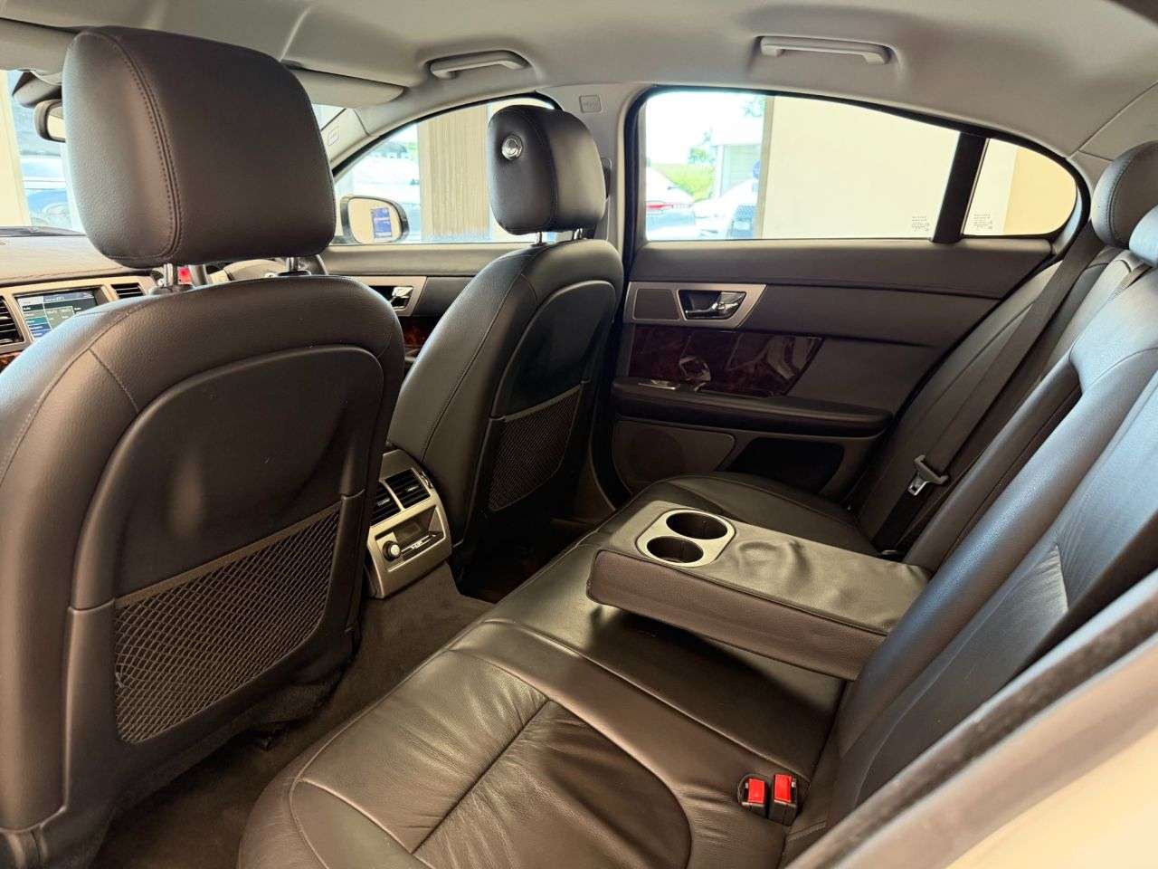 2010 JAGUAR XF 2010 JAGUAR XF