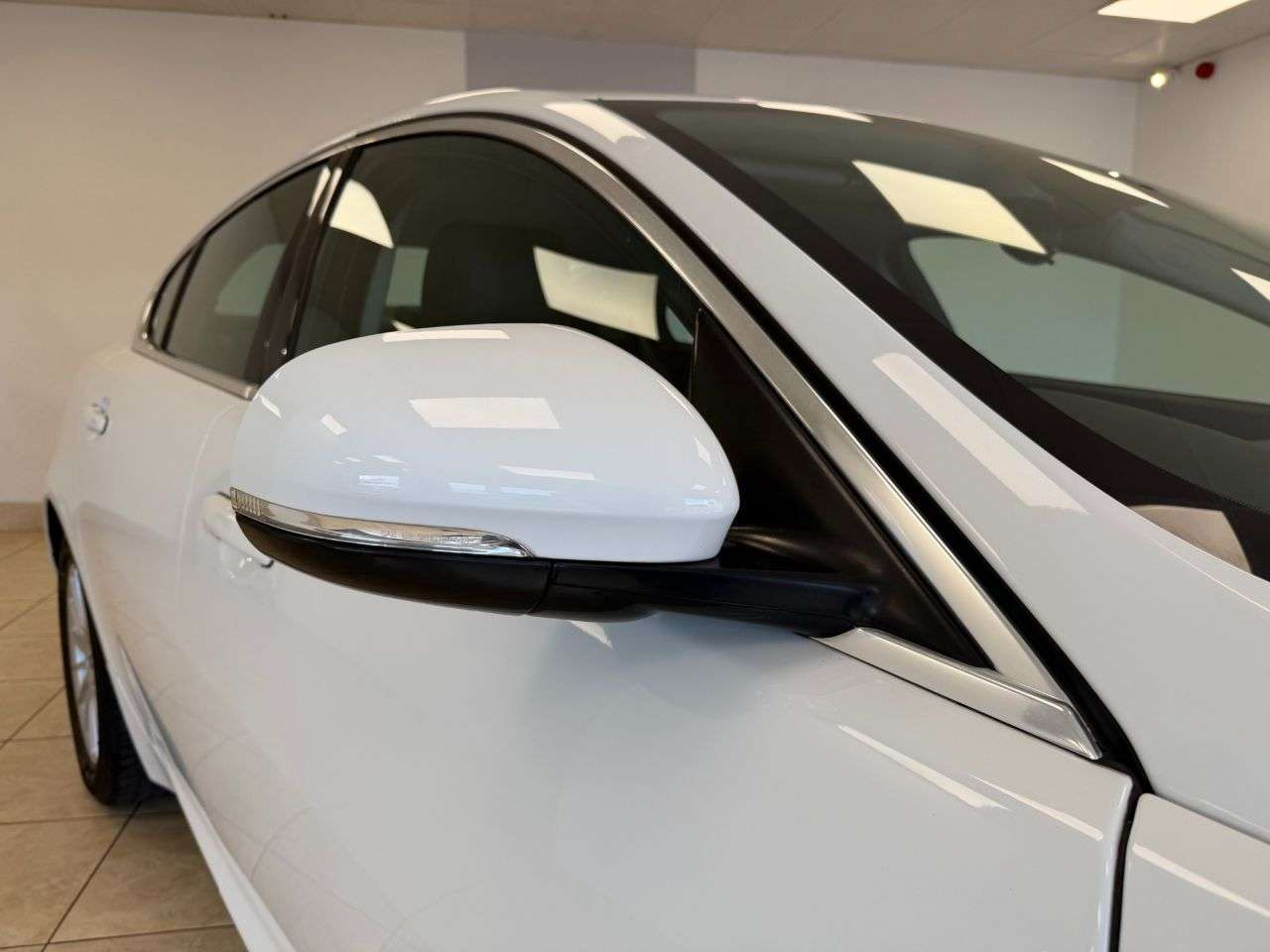 2010 JAGUAR XF 2010 JAGUAR XF