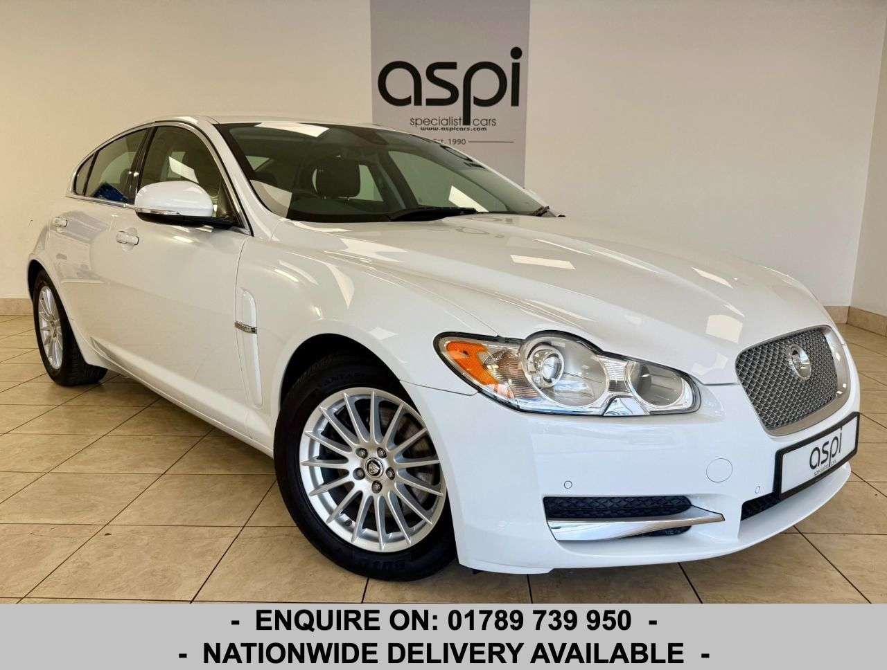 A 2010 JAGUAR XF 3.0 V6 Luxury Saloon 4dr Petrol Auto Euro 4 (238 ps) PDC, CRUISE, WOOD TRIM A 2010 JAGUAR XF 3.0 V6 Luxury Saloon 4dr Petrol Auto Euro 4 (238 ps) PDC, CRUISE, WOOD TRIM