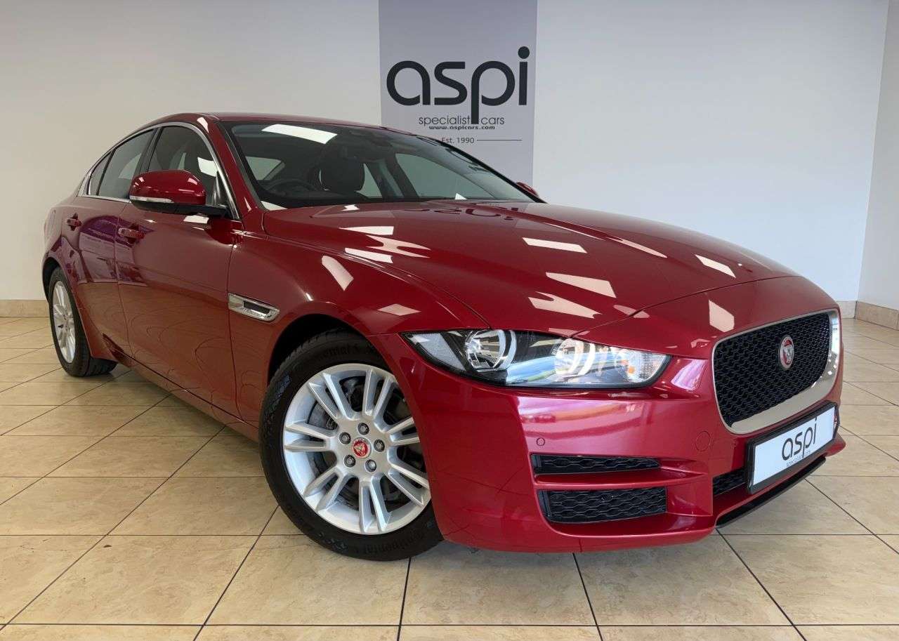 A 2017 JAGUAR XE 2.0i Prestige Saloon 4dr Petrol Auto Euro 6 (s/s) (200 ps) B/TOOTH, MEDIA, A 2017 JAGUAR XE 2.0i Prestige Saloon 4dr Petrol Auto Euro 6 (s/s) (200 ps) B/TOOTH, MEDIA,