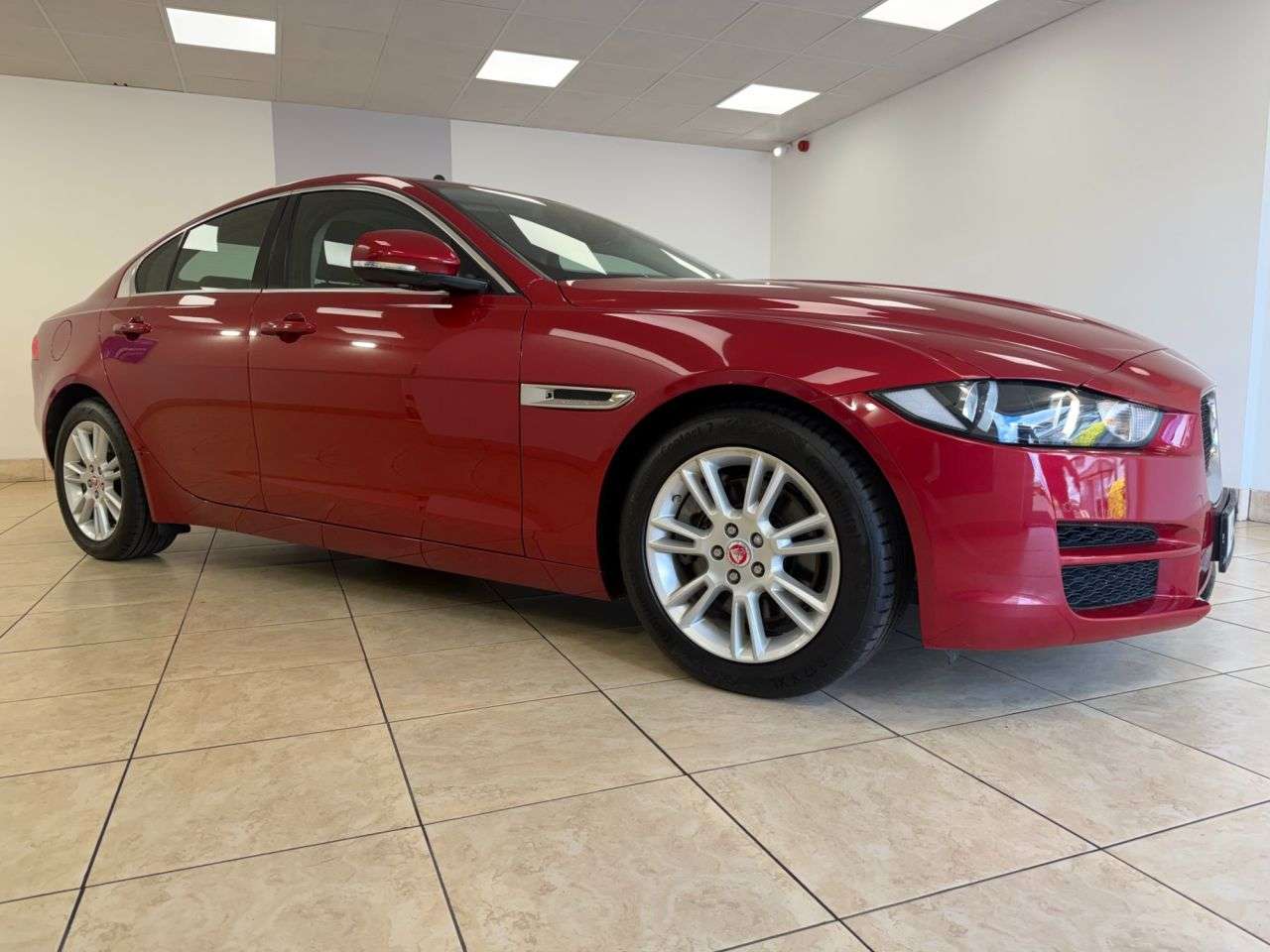 2017 JAGUAR XE 2017 JAGUAR XE