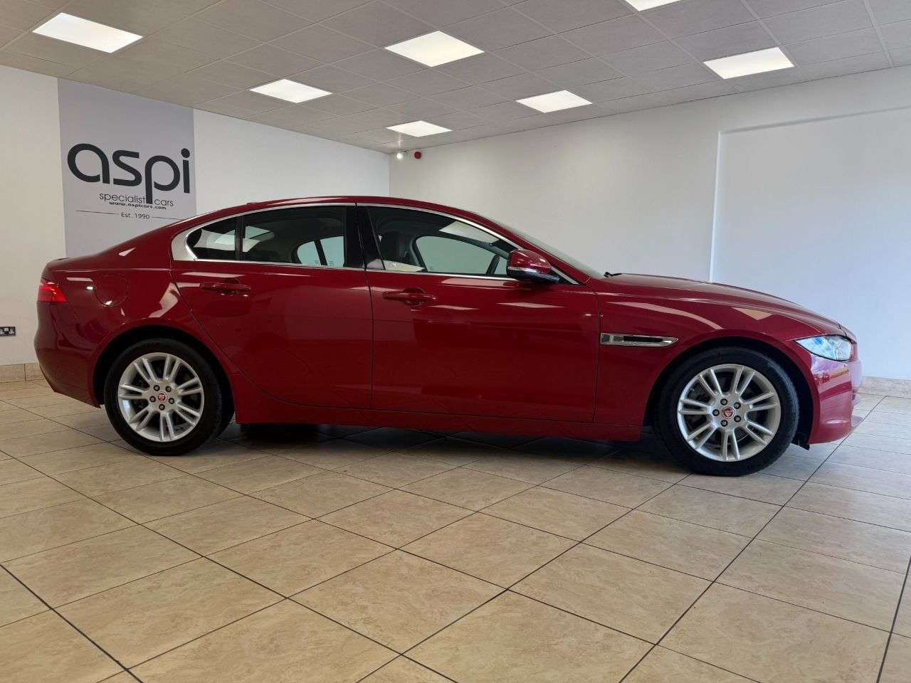 2017 JAGUAR XE 2017 JAGUAR XE