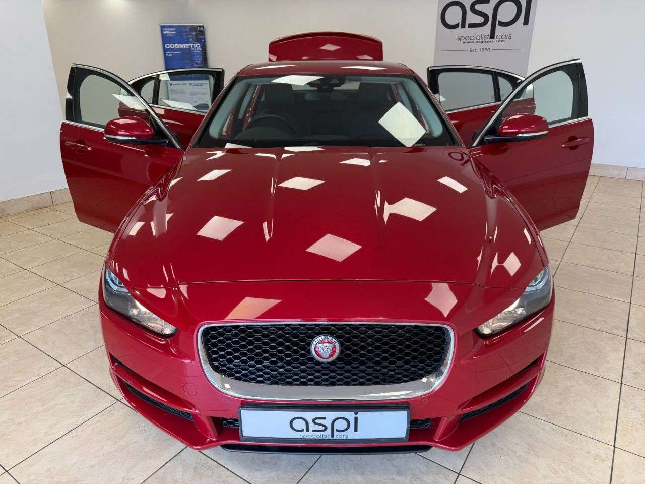 2017 JAGUAR XE 2017 JAGUAR XE