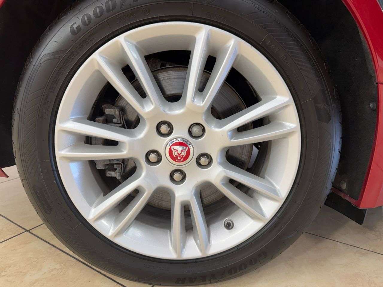 2017 JAGUAR XE 2017 JAGUAR XE