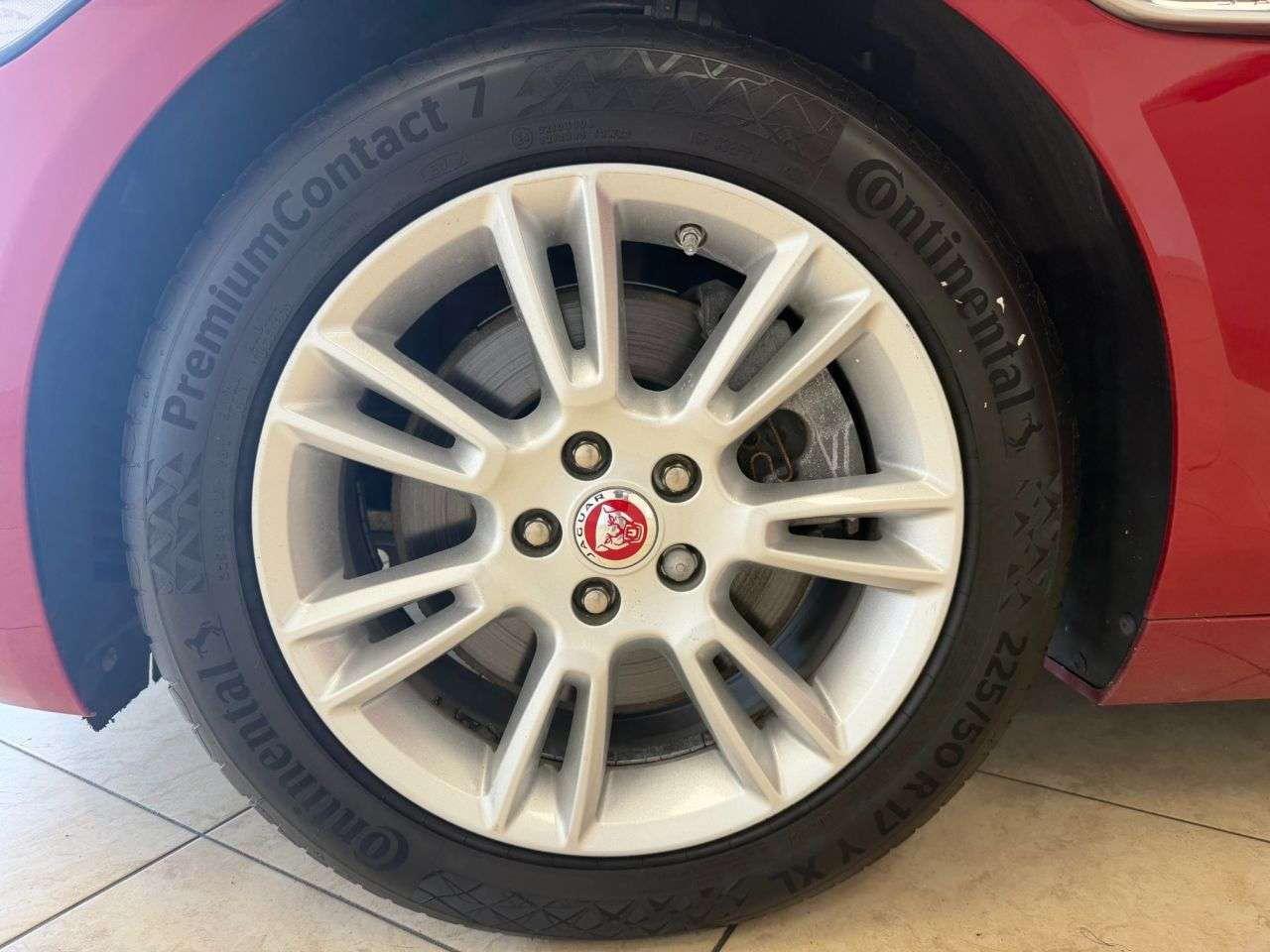 2017 JAGUAR XE 2017 JAGUAR XE