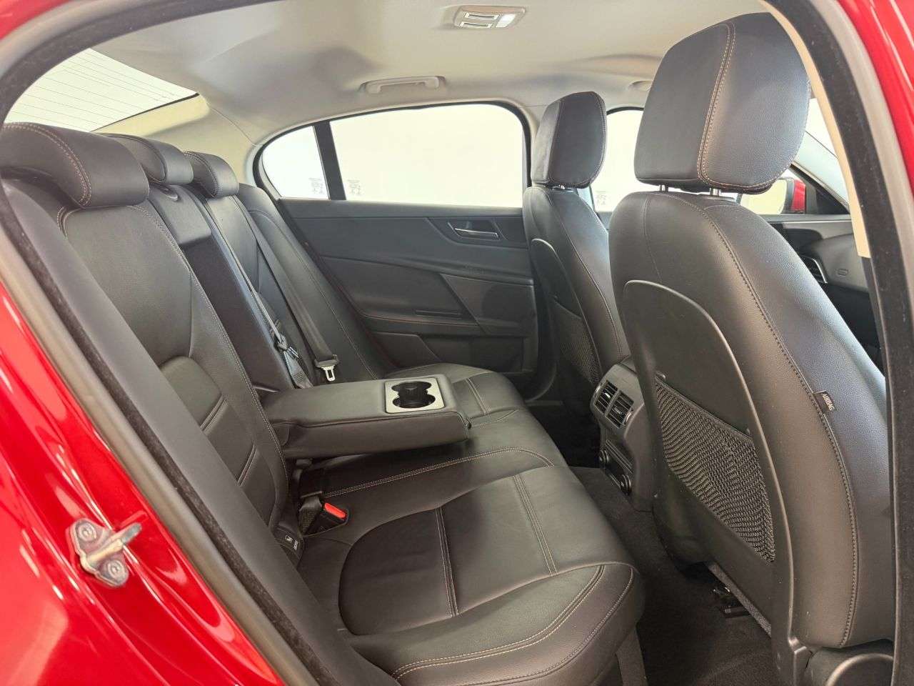 2017 JAGUAR XE 2017 JAGUAR XE