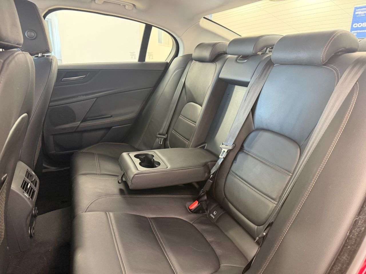 2017 JAGUAR XE 2017 JAGUAR XE