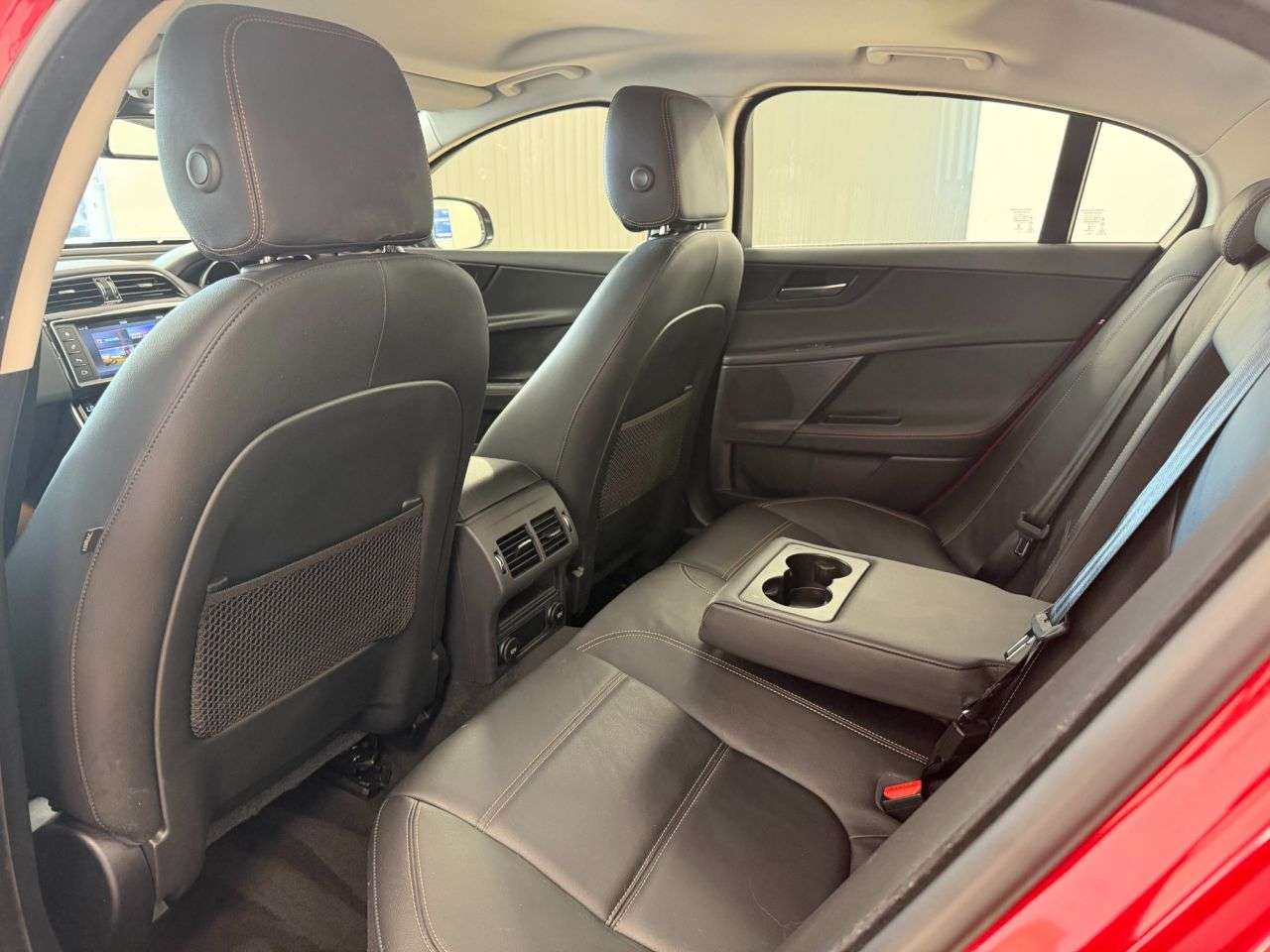 2017 JAGUAR XE 2017 JAGUAR XE