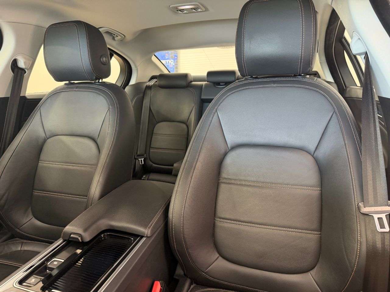 2017 JAGUAR XE 2017 JAGUAR XE