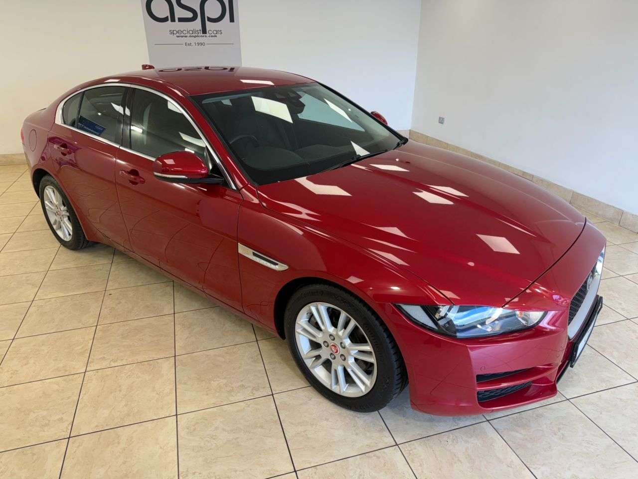 2017 JAGUAR XE 2017 JAGUAR XE