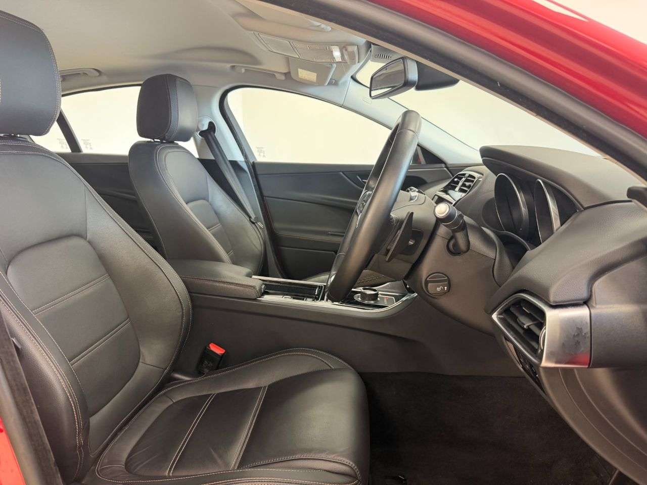2017 JAGUAR XE 2017 JAGUAR XE
