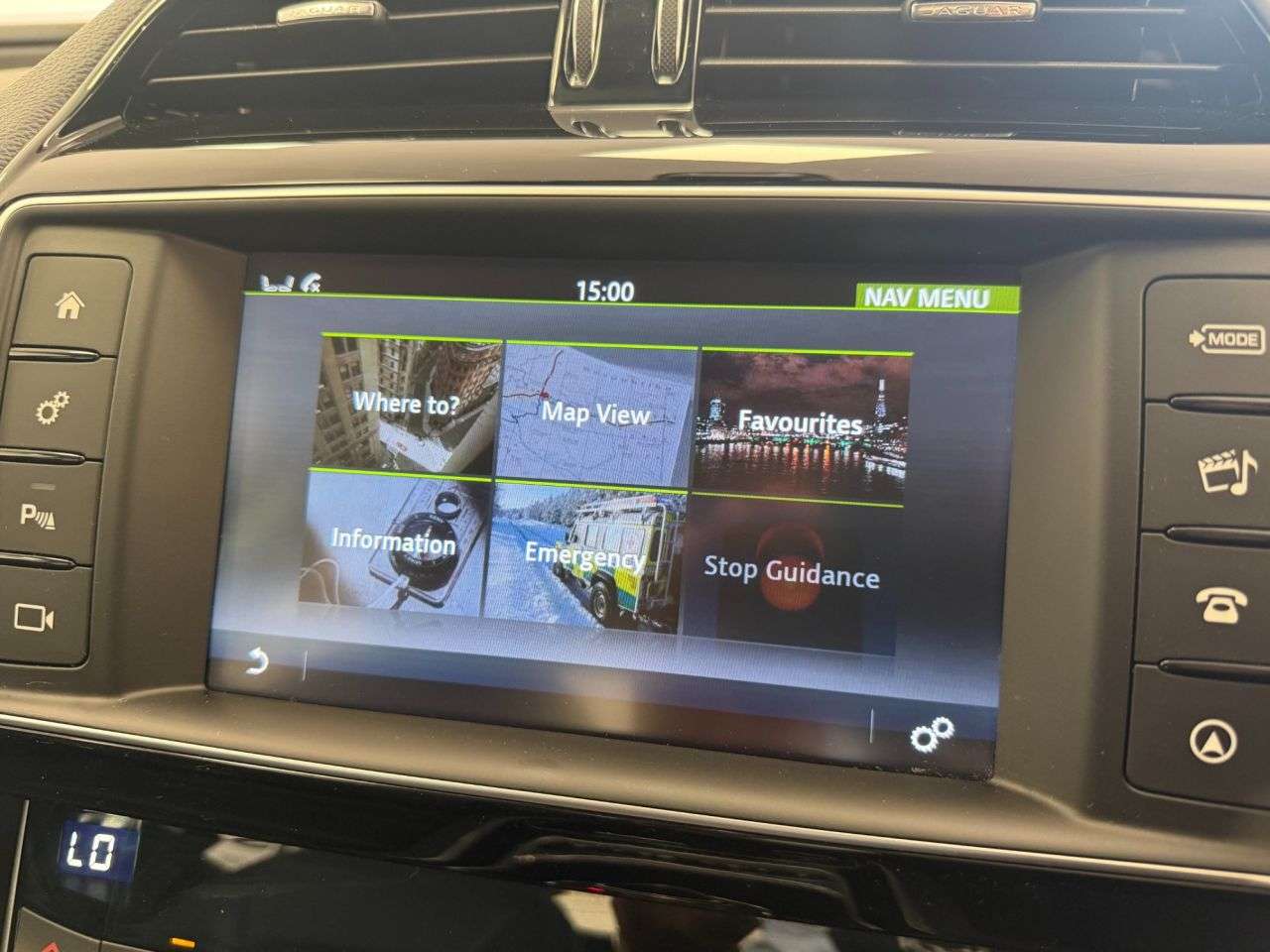 2017 JAGUAR XE 2017 JAGUAR XE