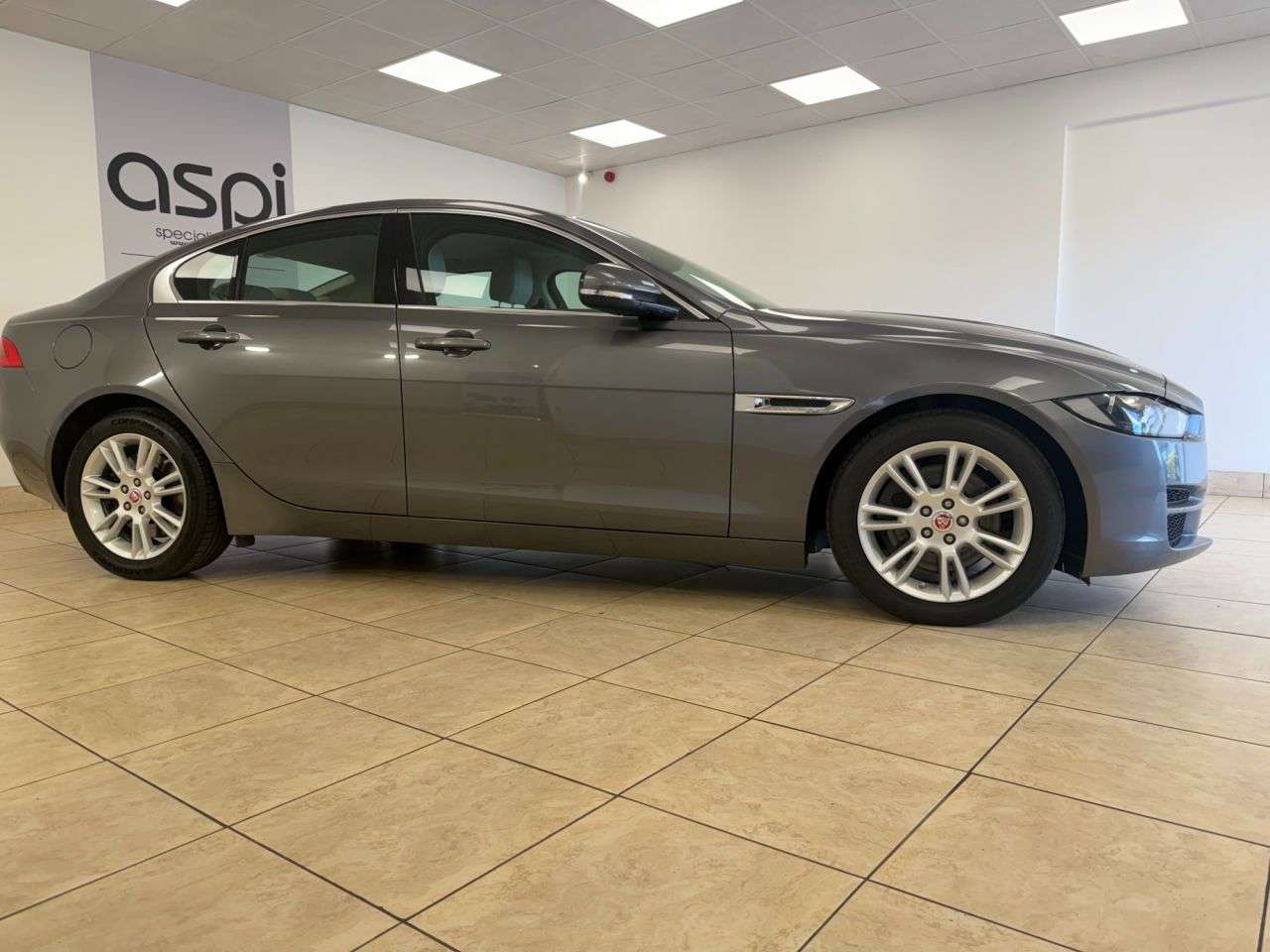 2018 JAGUAR XE 2018 JAGUAR XE