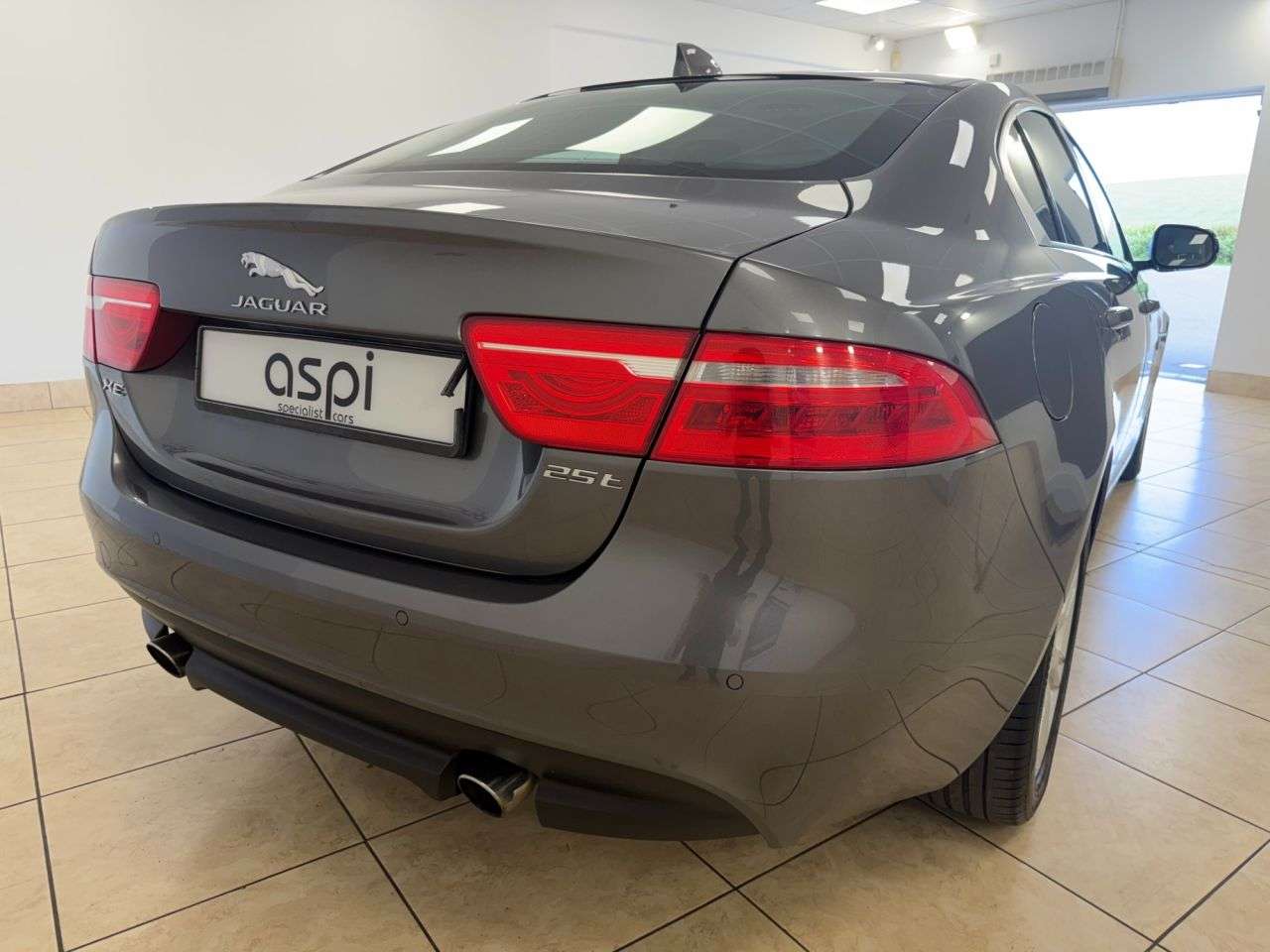 2018 JAGUAR XE 2018 JAGUAR XE