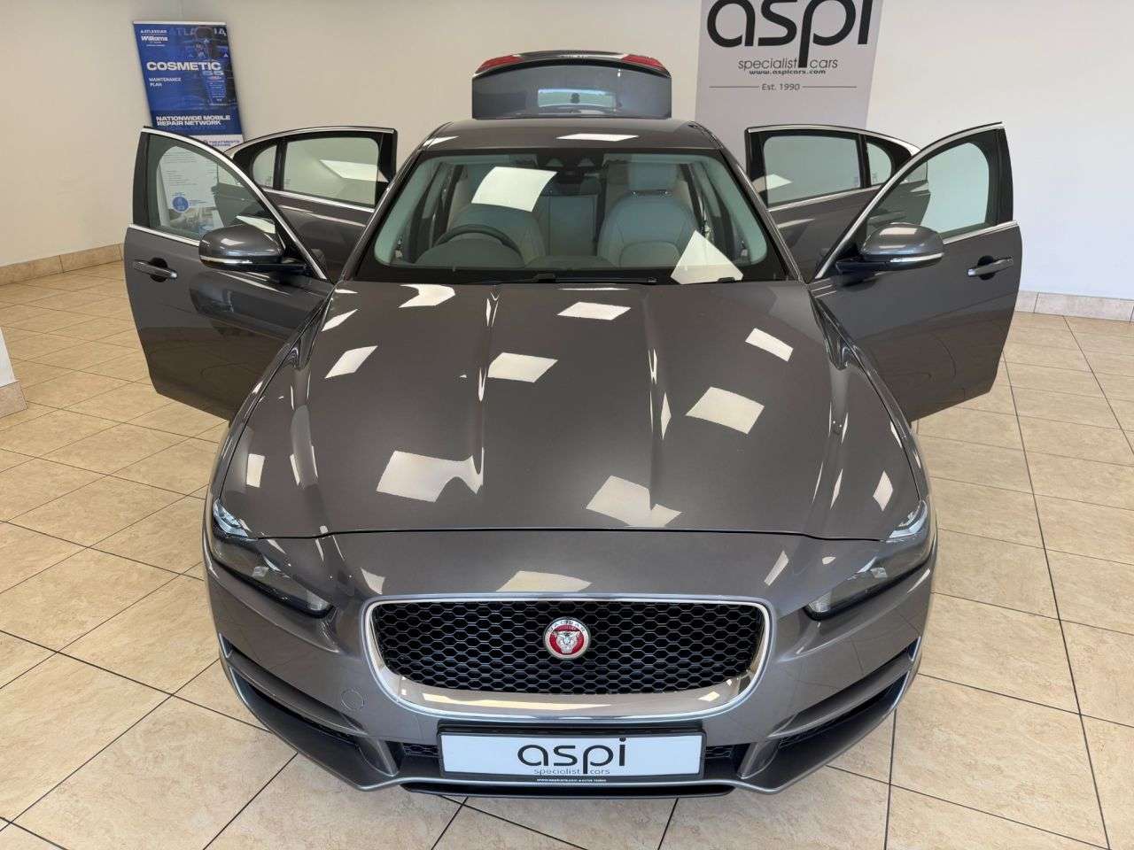 2018 JAGUAR XE 2018 JAGUAR XE